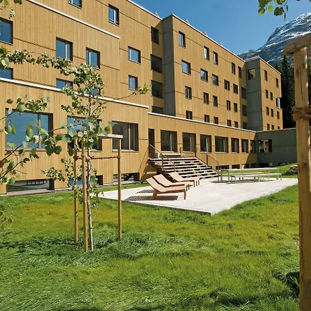 サン モリッツ ユース * サンモリッツ