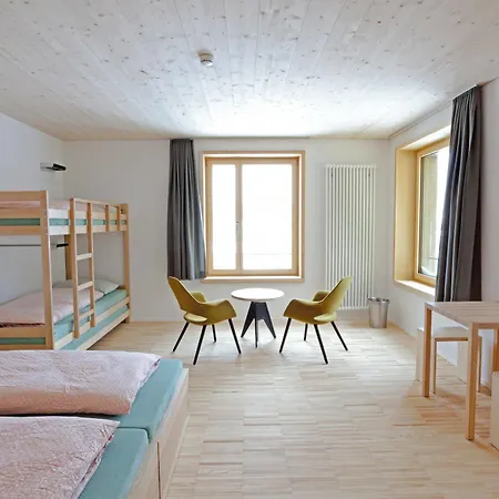 サン モリッツ ユース ホステル サンモリッツ